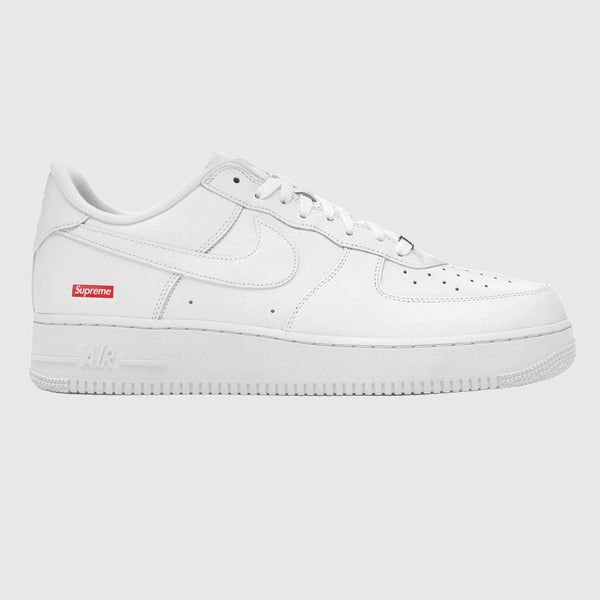 Supreme x Nike Air Force 1 Low White sneaker – other side view