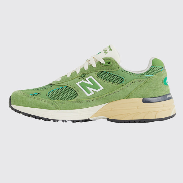 New Balance 993 Made in USA Green Sneaker – Seitenansicht
