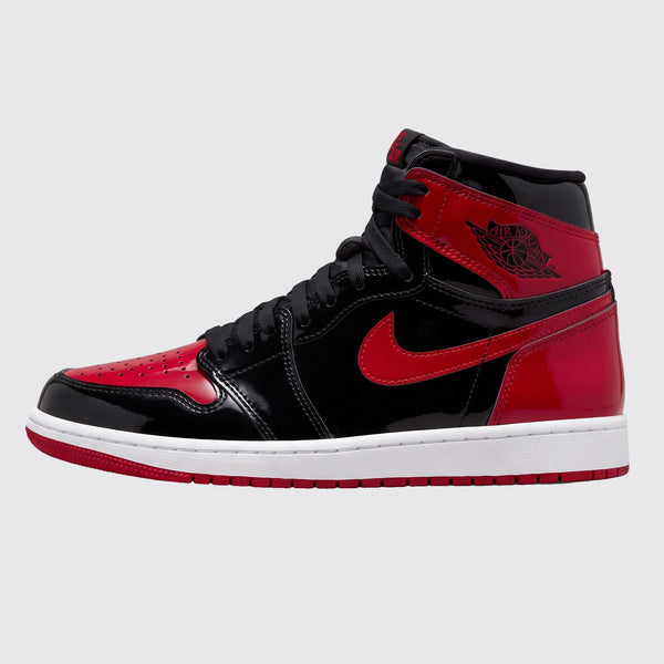 Air Jordan 1 High OG Patent Bred basket – vue de côté
