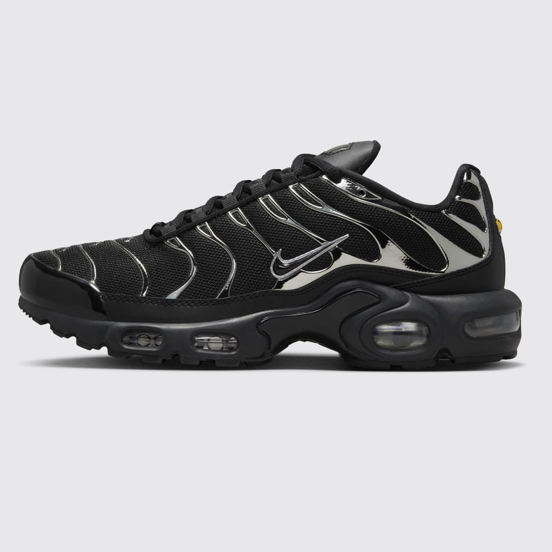 Nike Air Max Plus SE Black Metallic Silver Damen Sneaker – Seitenansicht