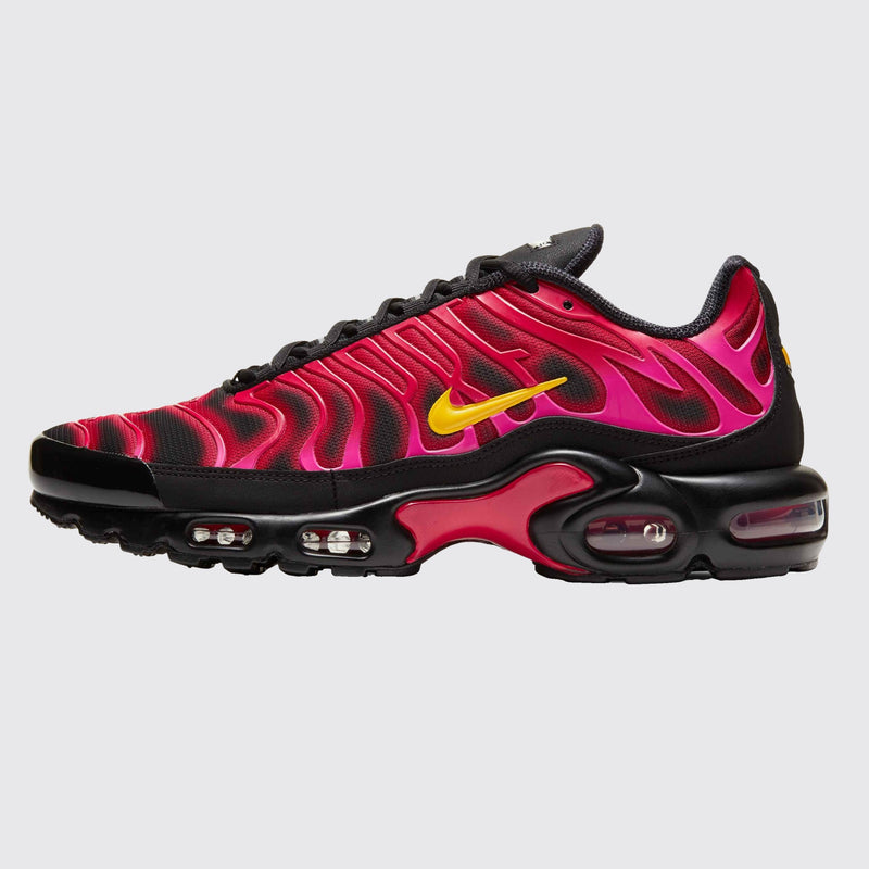 Supreme x Nike Air Max Plus Fire Pink sneaker – side view