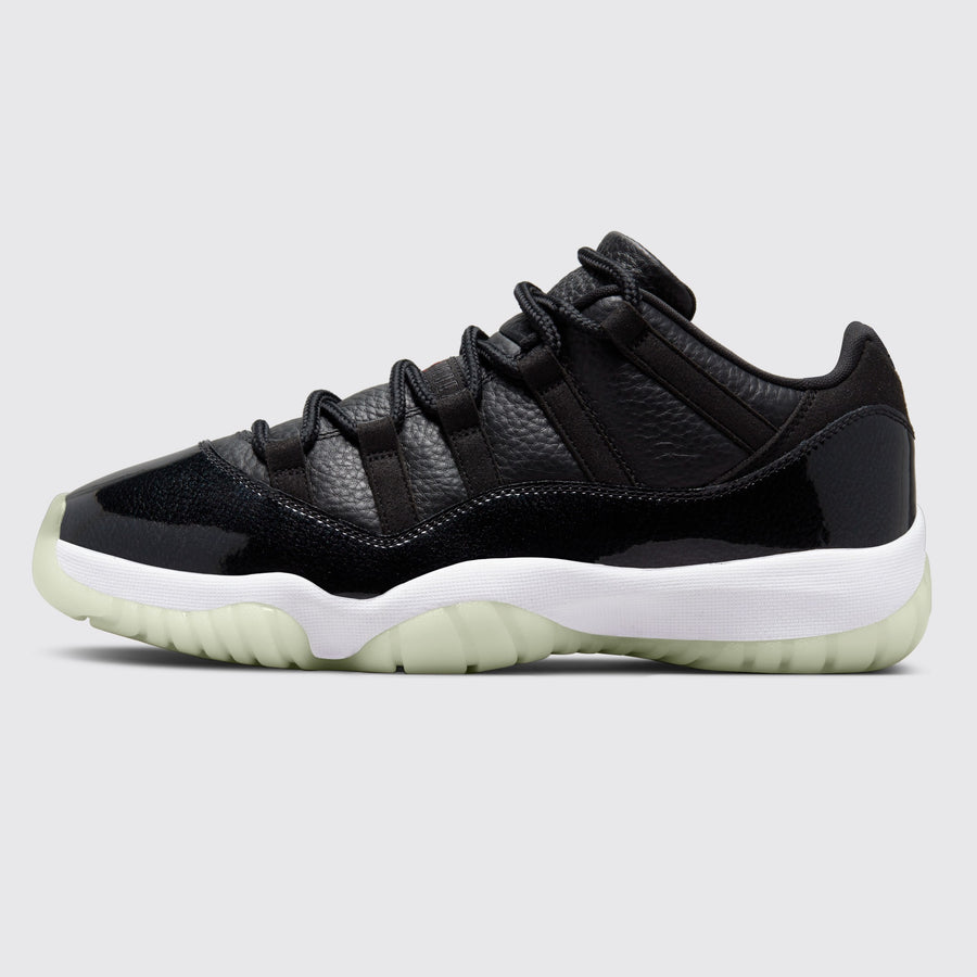 Air Jordan 11 Low 72-10 sneaker – side view