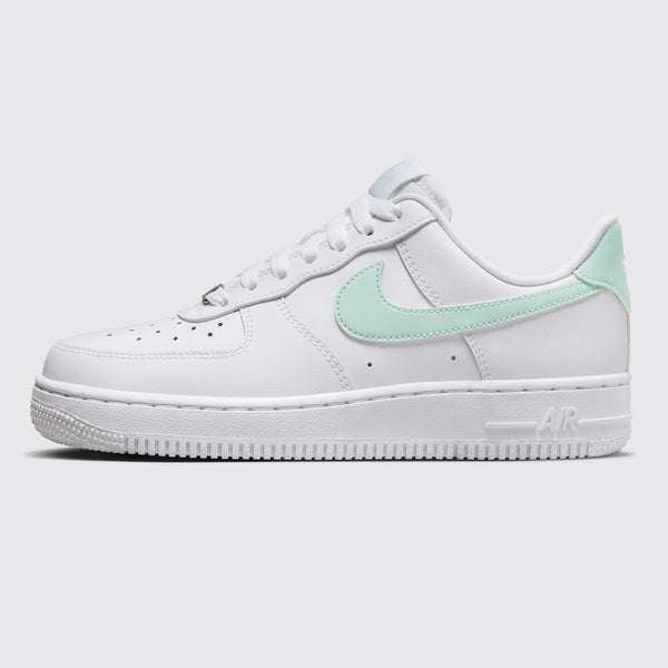 Nike Air Force 1 '07 Jade Ice Damen Sneaker – Seitenansicht