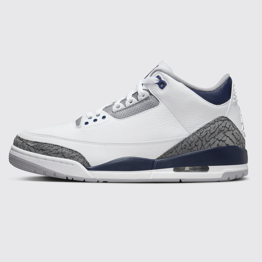 Air Jordan 3 Midnight Navy sneaker – side view