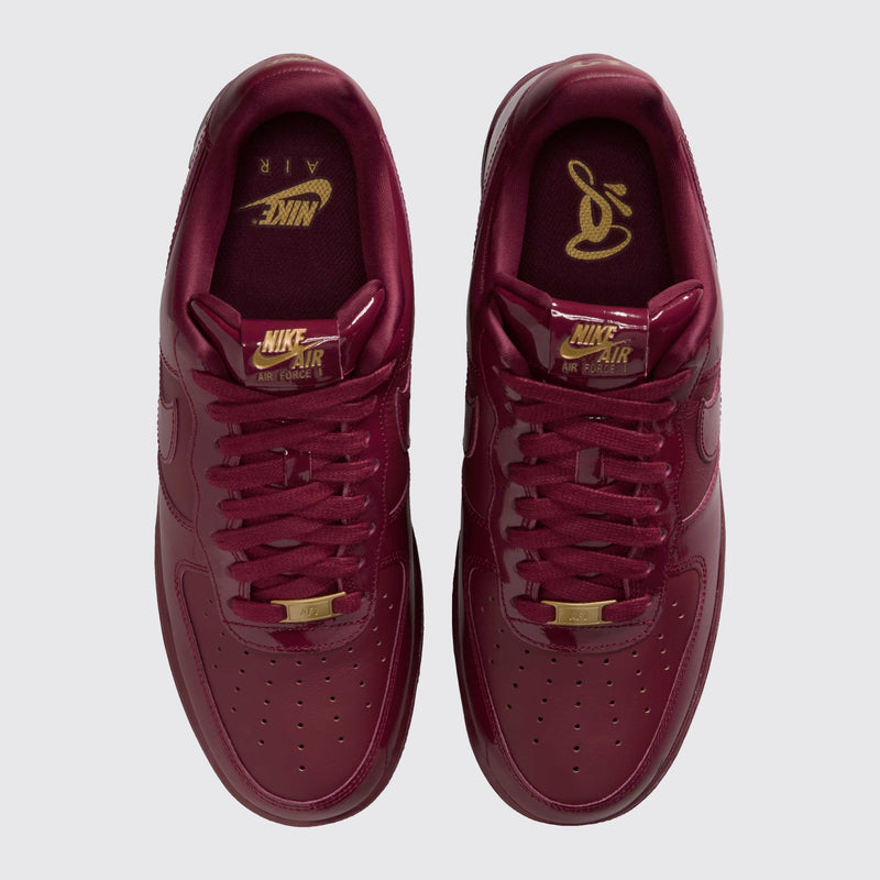 Central Cee x Nike Air Force 1 '07 Dark Beetroot zapatilla – vista superior del par