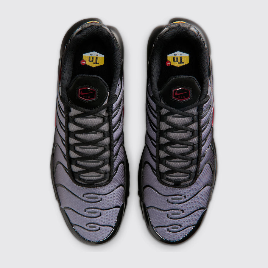 Nike Air Max Plus Black Pencil Point Team Crimson zapatilla – vista superior del par