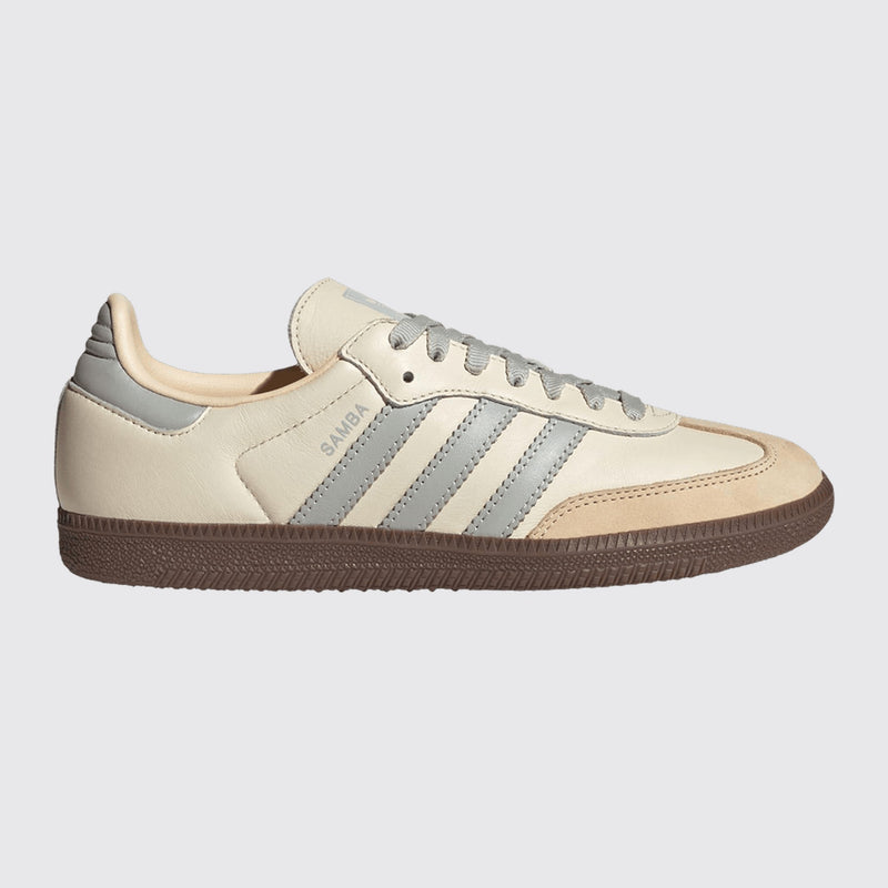 Adidas Samba OG Cream White Wonder Silver de Mulher sapatilha – vista frontal a três quartos