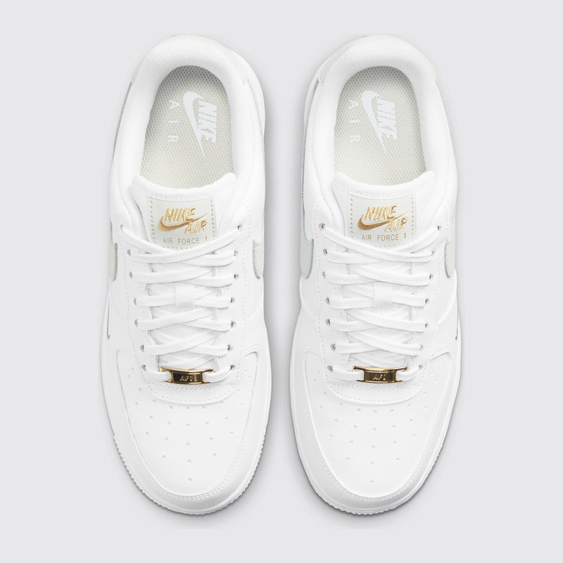 Nike Air Force 1 '07 Essential White Light Silver Damen Sneaker – Draufsicht des Paares