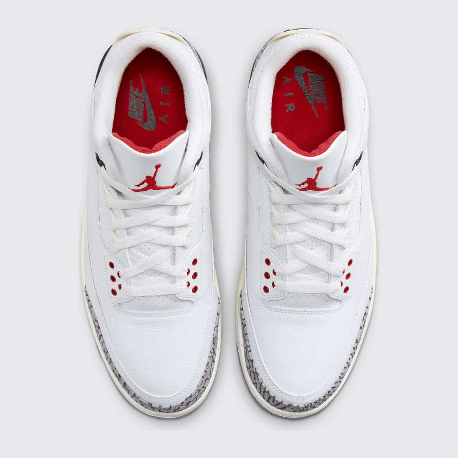 Air Jordan 3 White Cement Reimagined Sneaker – Draufsicht des Paares