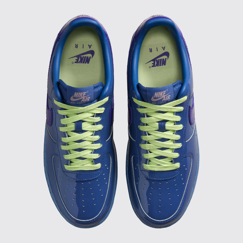 Nike Air Force 1 Low Mystic Navy Grape Ice Sneaker – Draufsicht des Paares