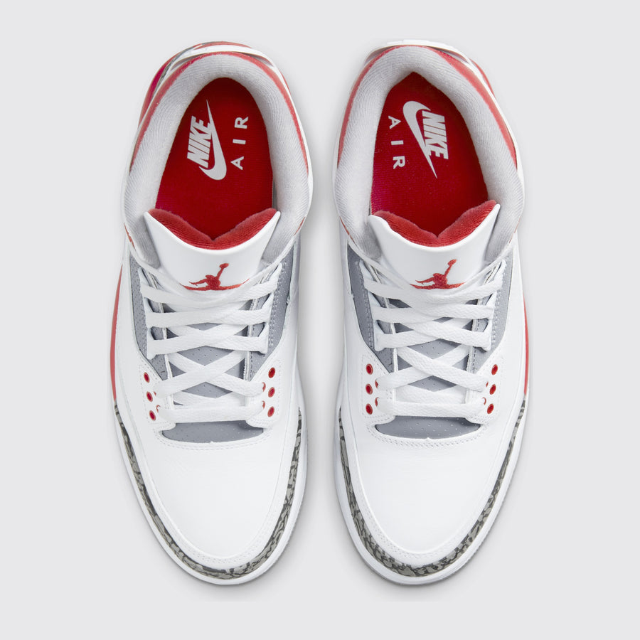 Air Jordan 3 Fire Red zapatilla – vista superior del par