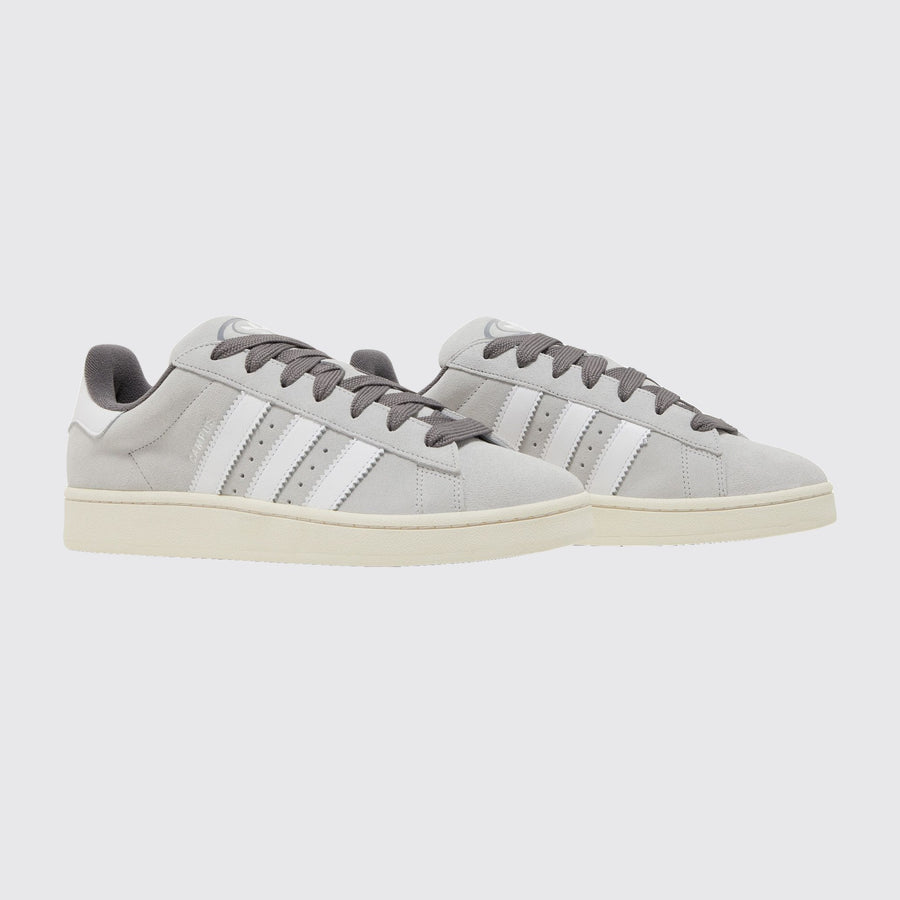 Adidas Campus 00s Grey One sneaker – three-quarter view of the pair