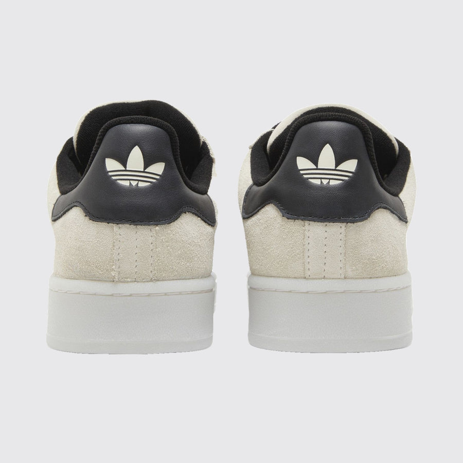 Adidas Campus 00s Aluminium Core Black sneaker – back view of the pair