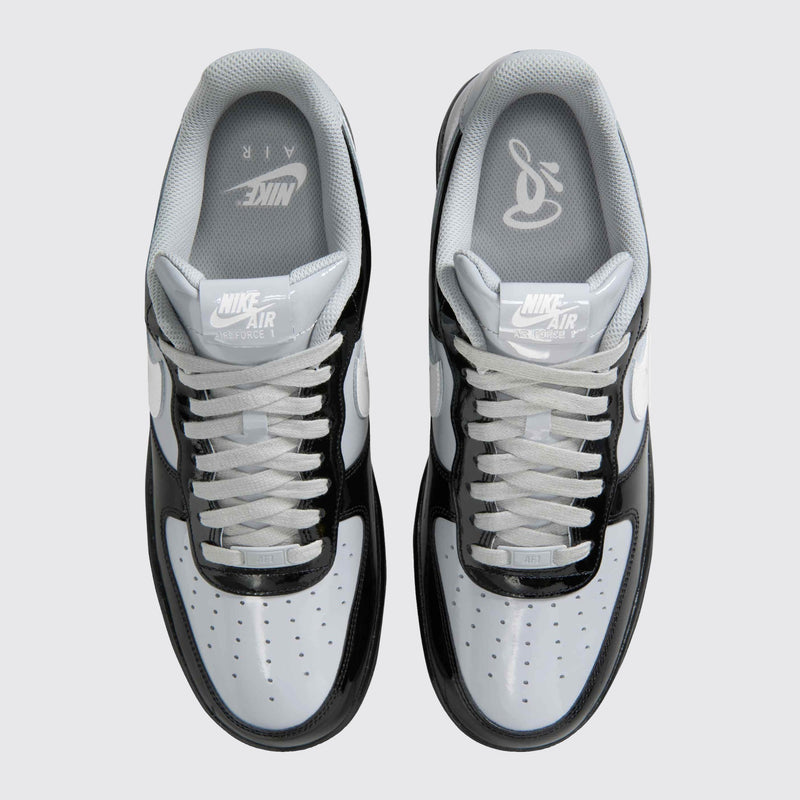 Central Cee x Nike Air Force 1 '07 Black Light Smoke Grey zapatilla – vista superior del par