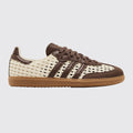 Adidas Samba OG Cream White Earth Strata de Mulher sapatilha – vista frontal a três quartos