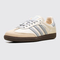 Adidas Samba OG Cream White Wonder Silver de Mulher sapatilha – vista frontal a três quartos