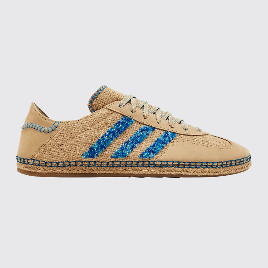 CLOT x Adidas Gazelle Linen Khaki Light Blue Sneaker – Dreiviertel-Vorderansicht