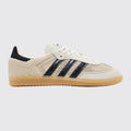Adidas Samba OG Off White Carbon Gold de Mulher sapatilha – vista frontal a três quartos