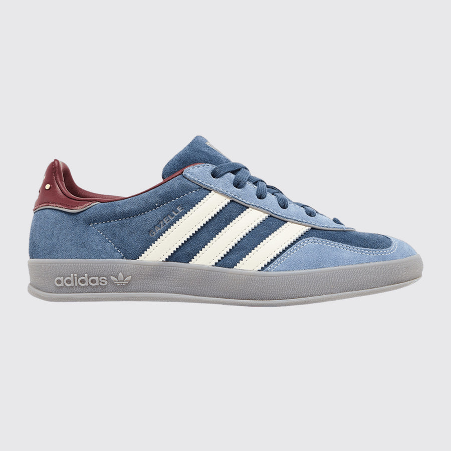 Adidas Gazelle Indoor Crew Navy Burgundy basket – vue avant trois-quarts