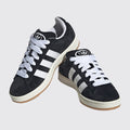 Adidas Campus 00s Core Black basket – vue trois-quarts de la paire