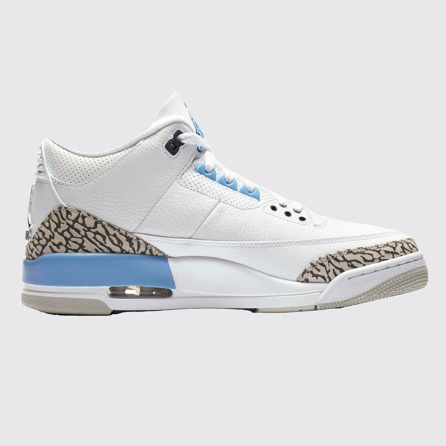 Air Jordan 3 UNC zapatilla – otro lado