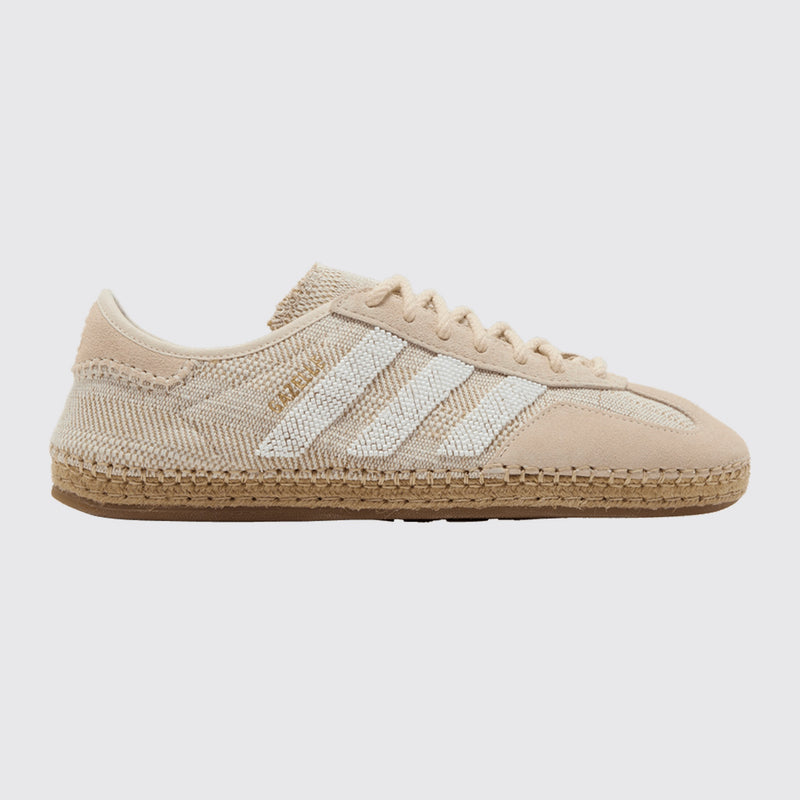 CLOT x Adidas Gazelle Halo Ivory zapatilla – vista frontal tres cuartos