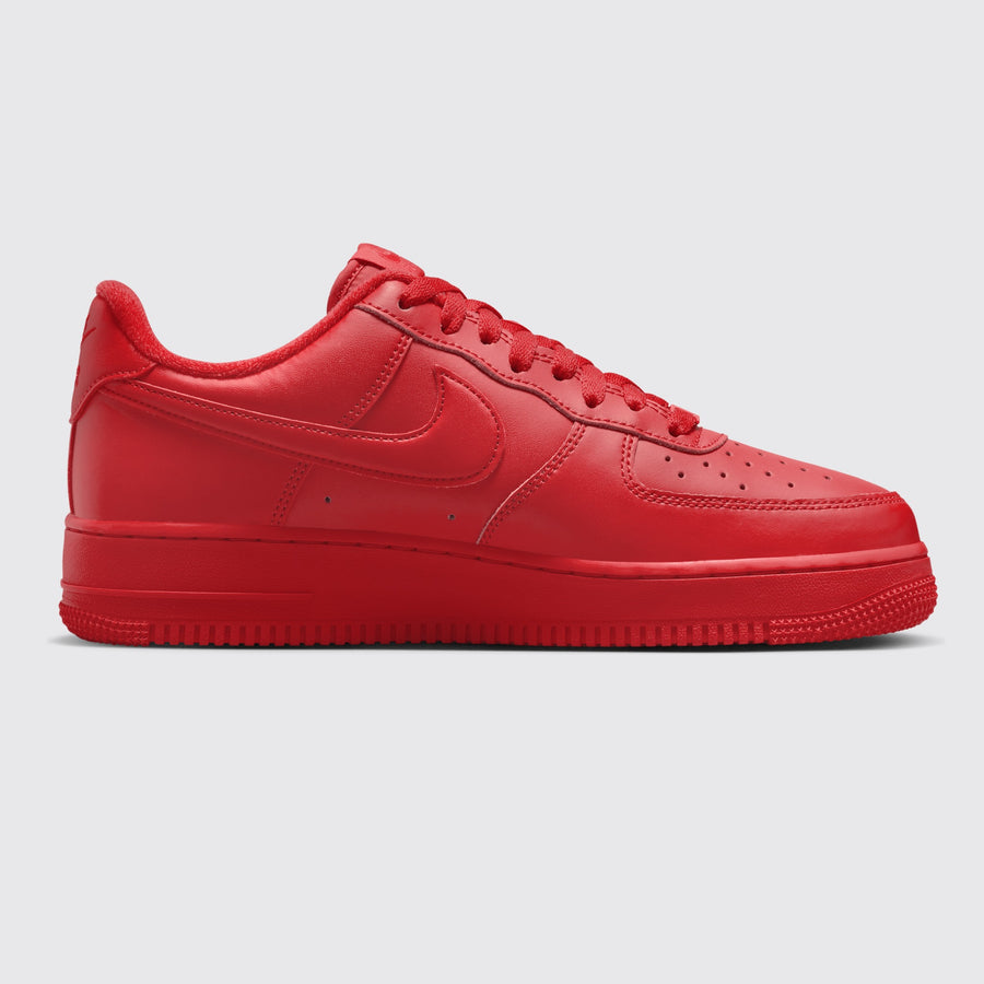 Nike Air Force 1 '07 LV8 Triple Red zapatilla – otro lado