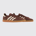Sporty & Rich x Adidas Handball Spezial Auburn Gum basket – vue trois-quarts de la paire