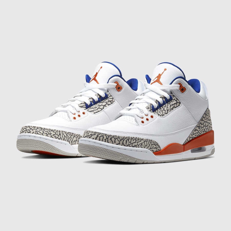 Air Jordan 3 Knicks sneaker – three-quarter view of the pair