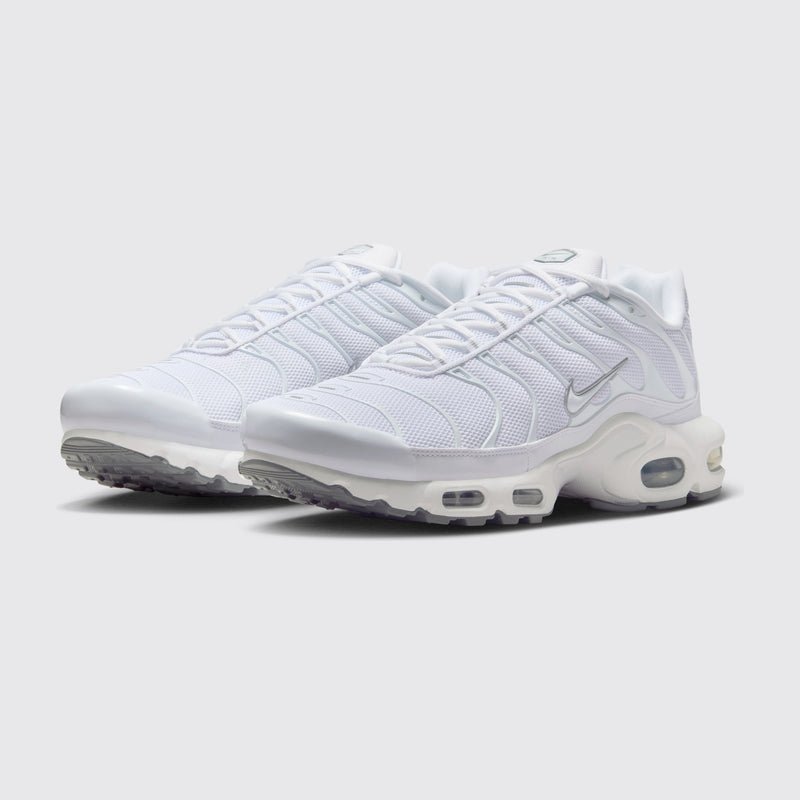 Nike Air Max Plus White Black Cool Grey sneaker – three-quarter view of the pair