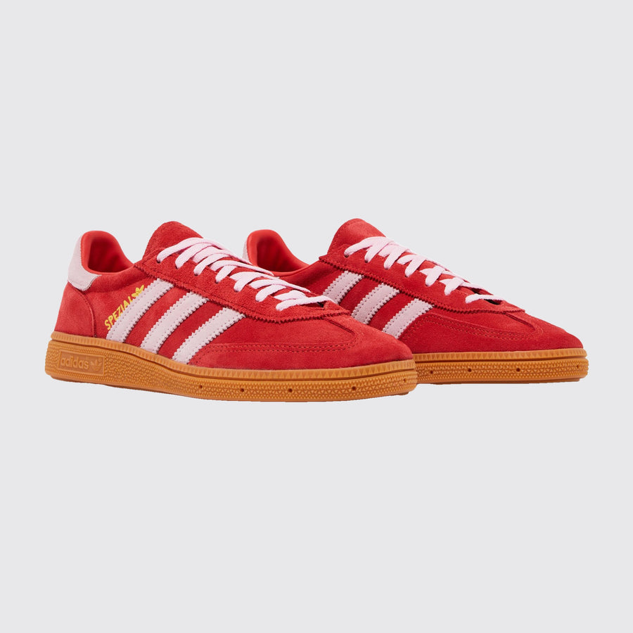 Adidas Handball Spezial Bright Red Clear Pink de Mulher sapatilha – vista a três quartos do par