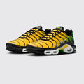 Nike Air Max Plus Varsity Maize Pine Green zapatilla – vista tres cuartos del par