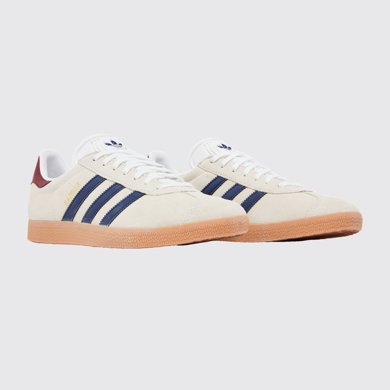 Adidas Gazelle Indoor Off White Dark Blue Gum sneaker – three-quarter view of the pair