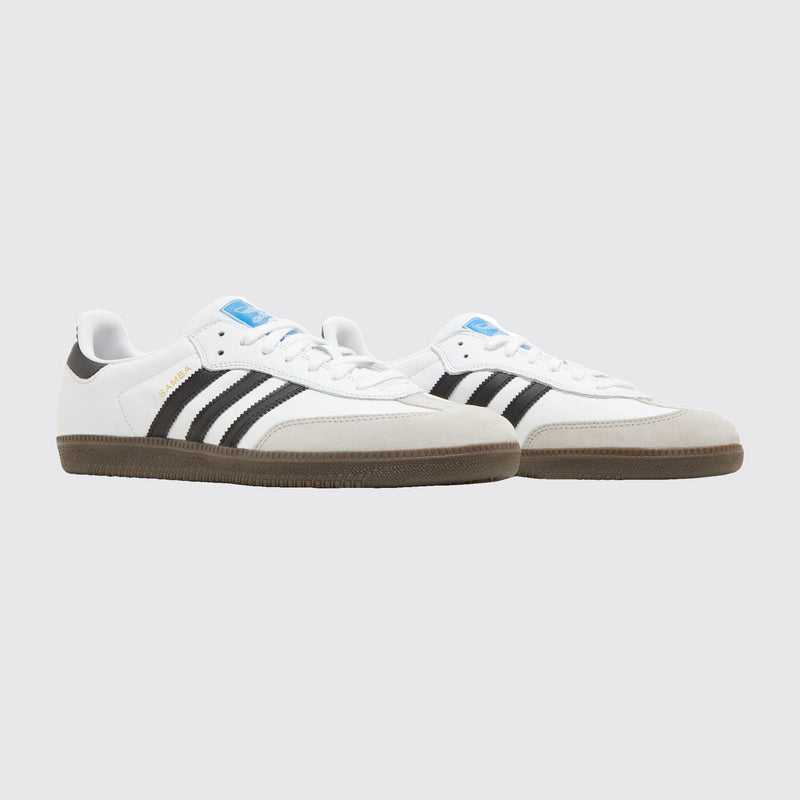 Adidas Samba ADV White Black Gum Sneaker – Dreiviertelansicht des Paares