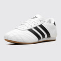Adidas Taekwondo Lace Cloud White Core Black de Mulher sapatilha – vista frontal a três quartos