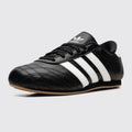 Adidas Taekwondo Lace Core Black Cloud White de Mulher sapatilha – vista frontal a três quartos