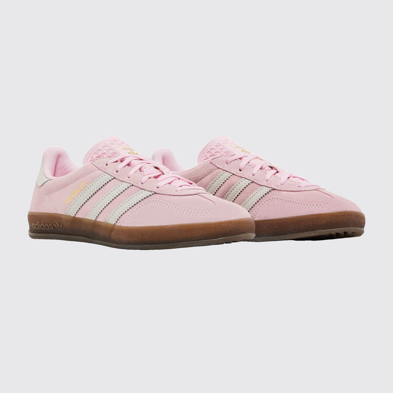 Adidas Gazelle Indoor Clear Pink Gum de Mujer zapatilla – vista tres cuartos del par