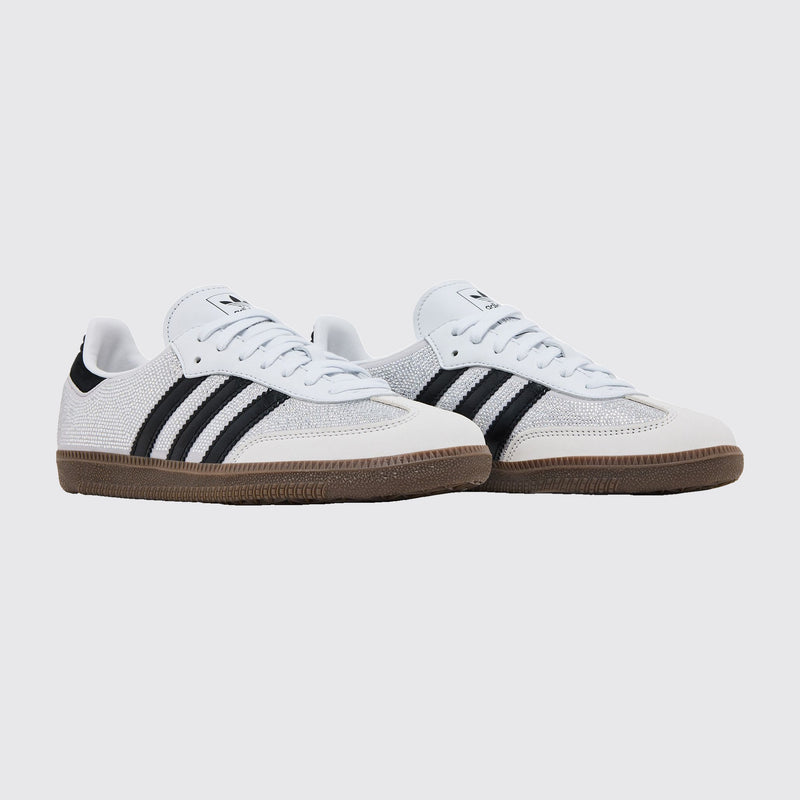 Adidas Samba OG Crystal White Rhinestones de Mujer zapatilla – vista tres cuartos del par
