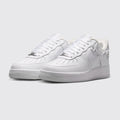 Nike Air Force 1 '07 Florette White de Mujer zapatilla – vista tres cuartos del par