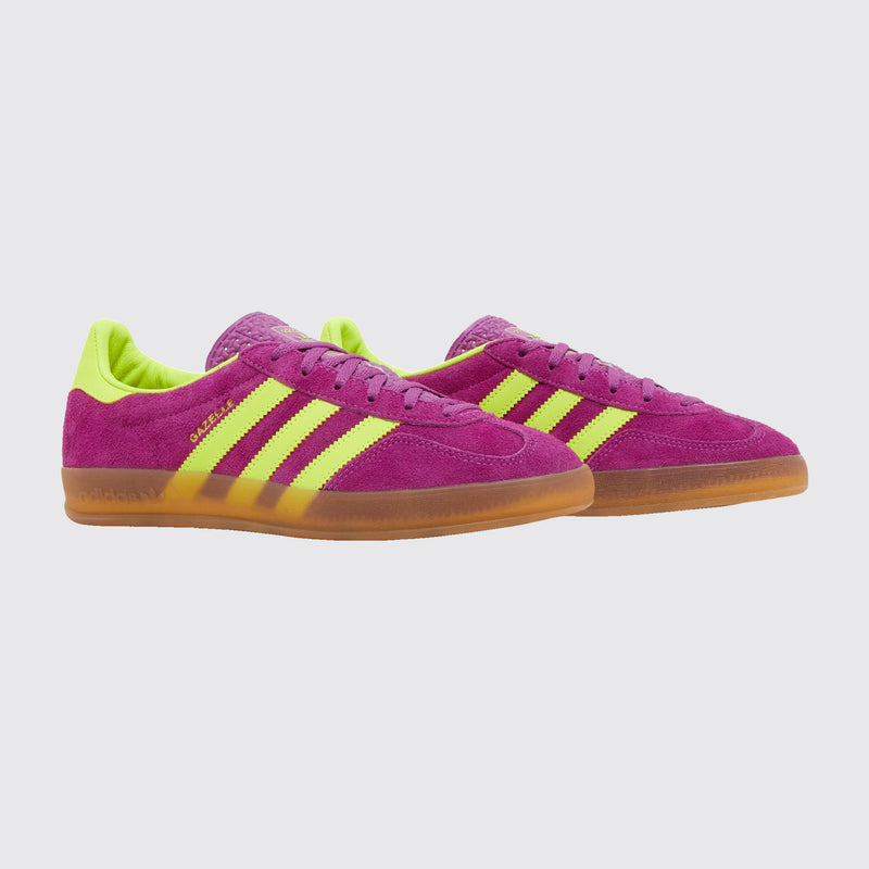Adidas Gazelle Indoor Shock Purple Damen Sneaker – Dreiviertelansicht des Paares