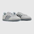 Adidas Samba OG Grey Two zapatilla – vista tres cuartos del par