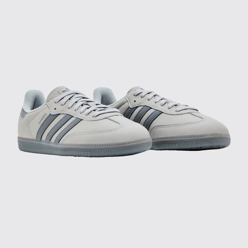 Adidas Samba OG Grey Two zapatilla – vista tres cuartos del par