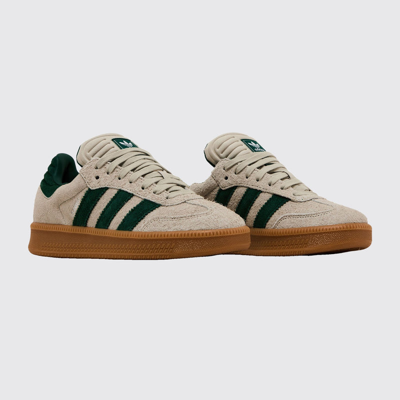 Adidas Samba XLG Putty Grey Collegiate Green Sneaker – Dreiviertelansicht des Paares