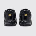 Nike Air Max Plus Triple Black sneaker – back view of the pair