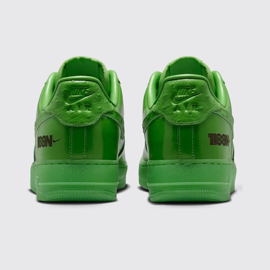 Nike Air Force 1 '07 LX Green Apple zapatilla – vista trasera del par