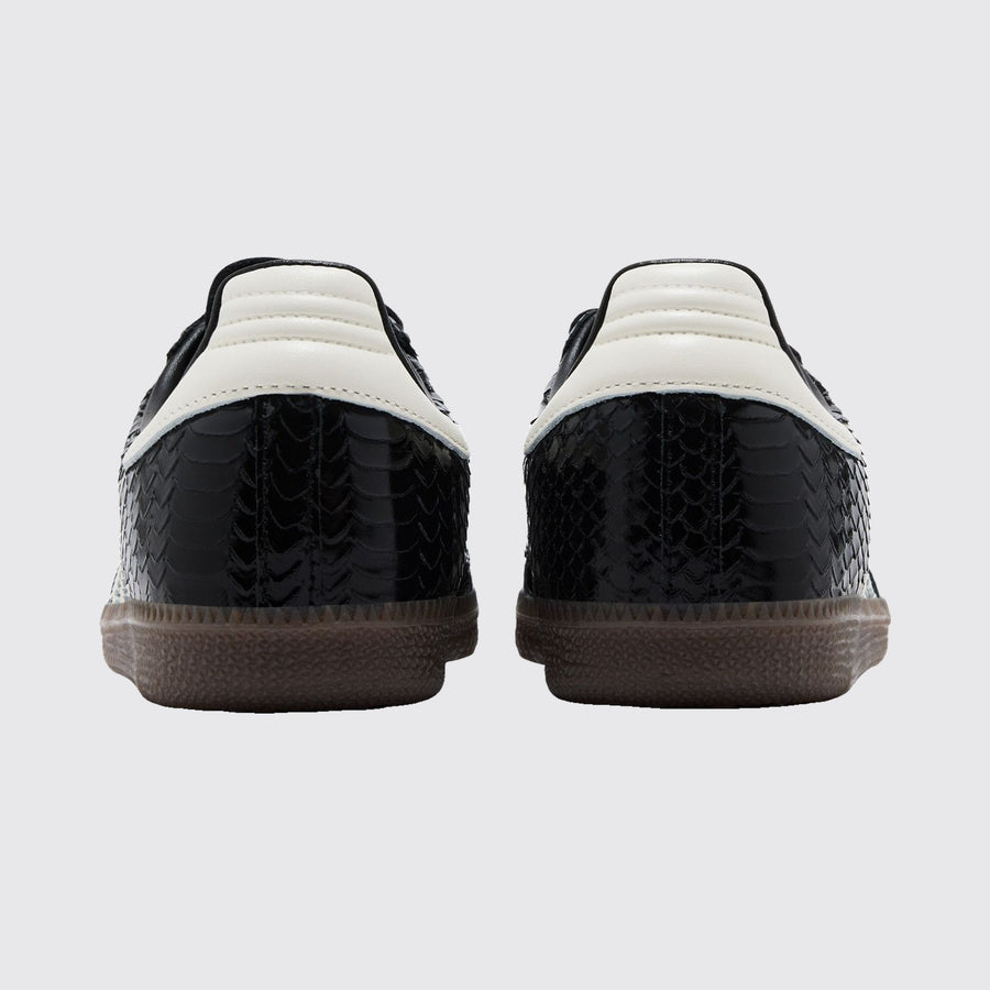 Adidas Samba Core Black Off White Gum de Mujer zapatilla – vista trasera del par