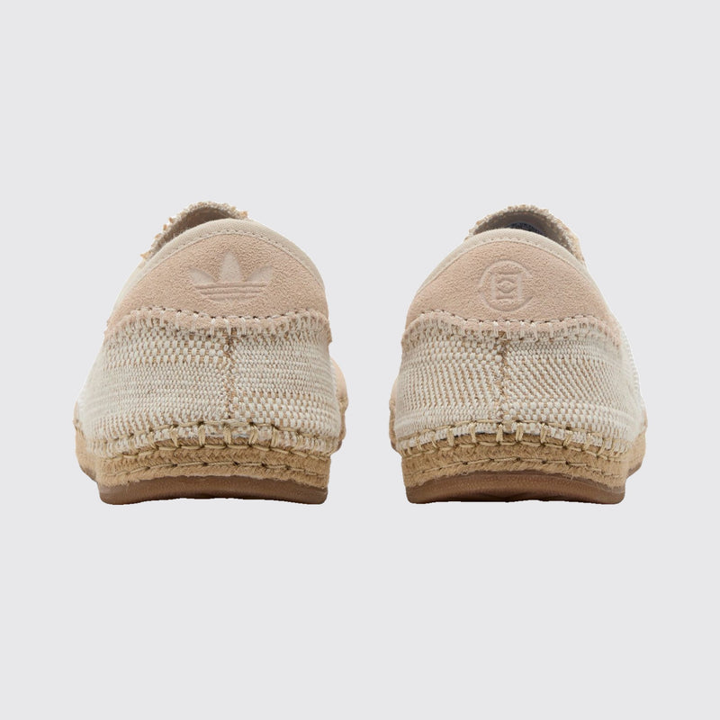 CLOT x Adidas Gazelle Halo Ivory zapatilla – vista trasera del par