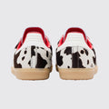 Adidas Samba OG Cow Print Aurora Coffee de Mujer zapatilla – vista trasera del par