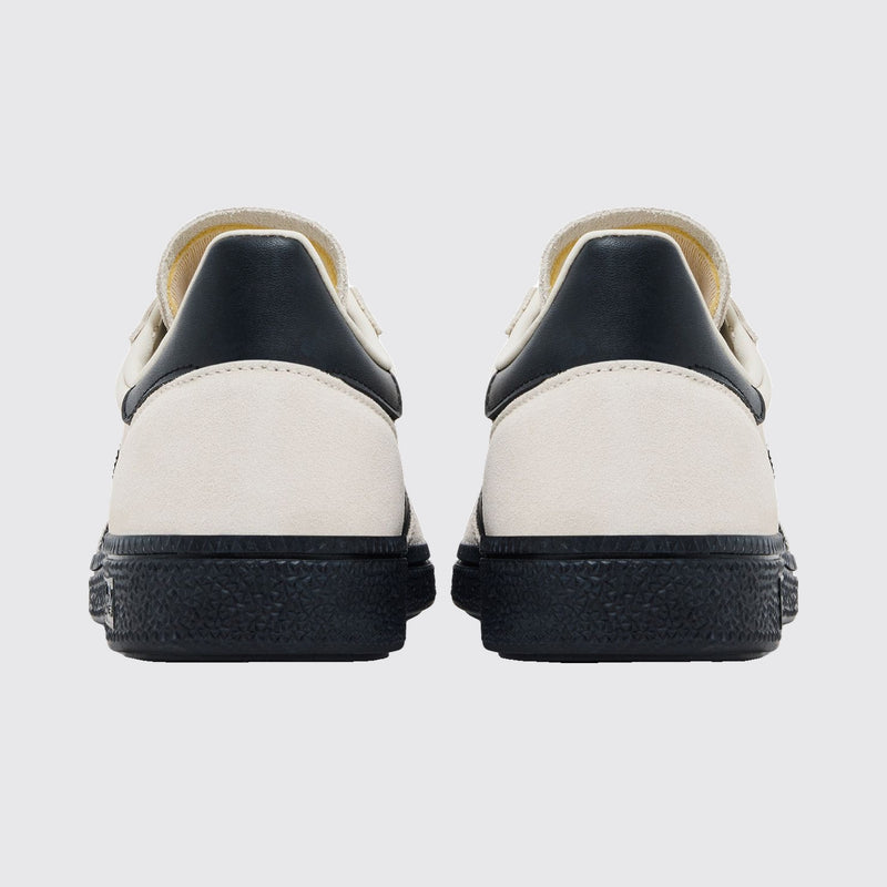 Adidas Handball Spezial Aluminium Core Black Gold sapatilha – vista traseira do par