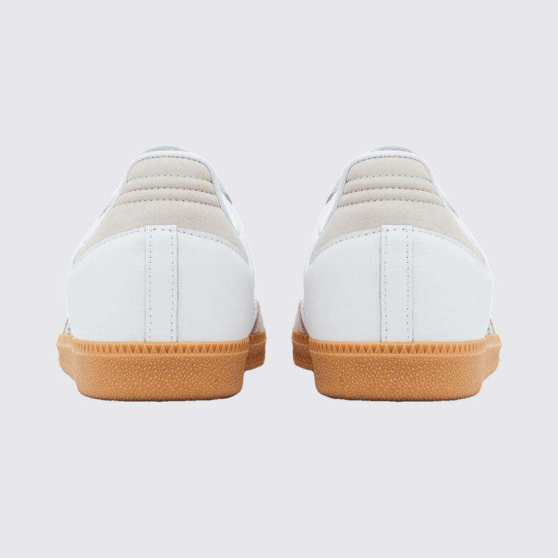 Adidas Samba OG White Silver Metallic de Mujer zapatilla – vista trasera del par